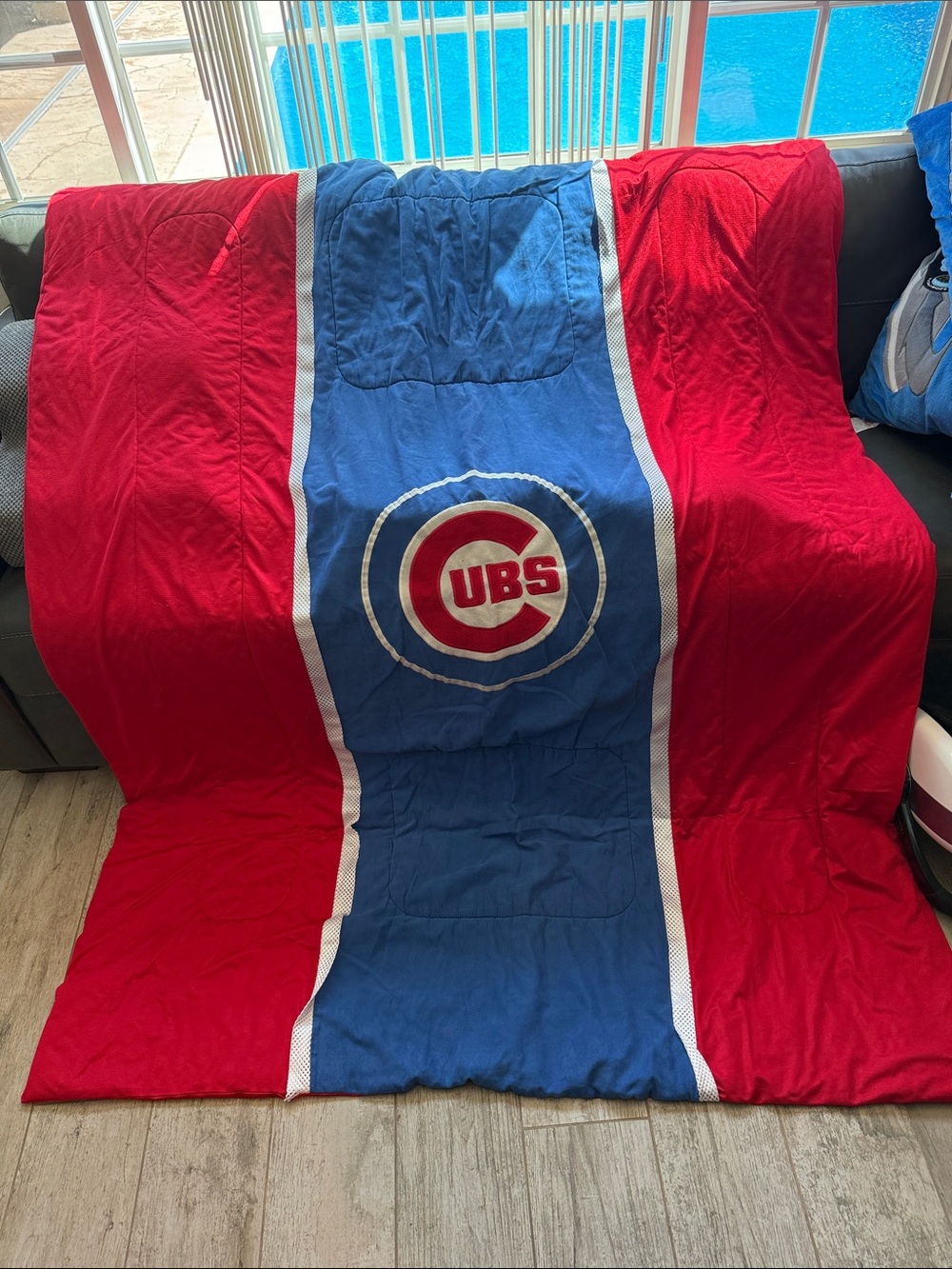Genuine Merchandise Chicago Cubs Red Blue Quilted Throw Blanket